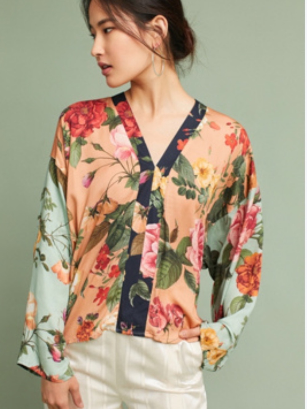 FARM Rio by Anthropologie boho flowy Peach & Mint Floral kimono V-Neck Blouse